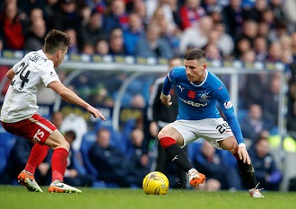 O'Halloran taking on his opponent